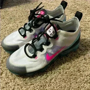 Nike Air Vapormax 2019 Southbeach Platinum Pink Blast Women Size 7.5 AR6632-005